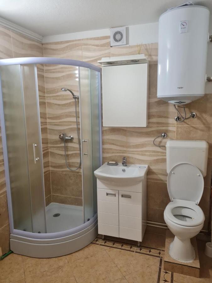 Apartman Nika Otočac Exteriör bild