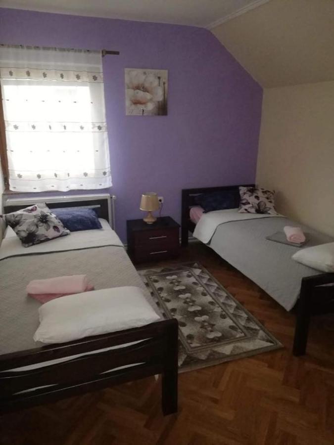 Apartman Nika Otočac Exteriör bild